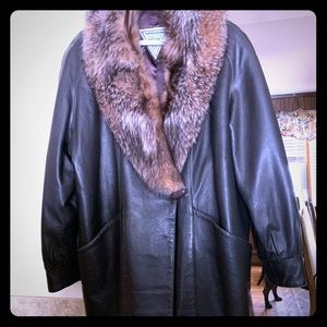 Leather fur coat size S. Excellent condition